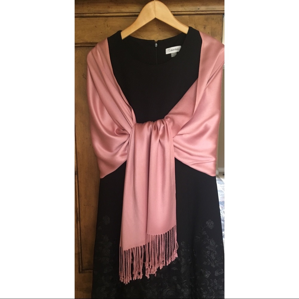 Pink pashmina